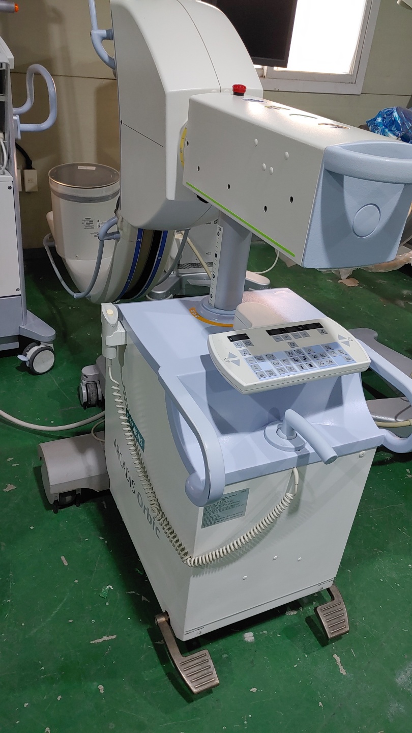 Siemens Arcadis Orbic 3D C-Arm REFURBISHED