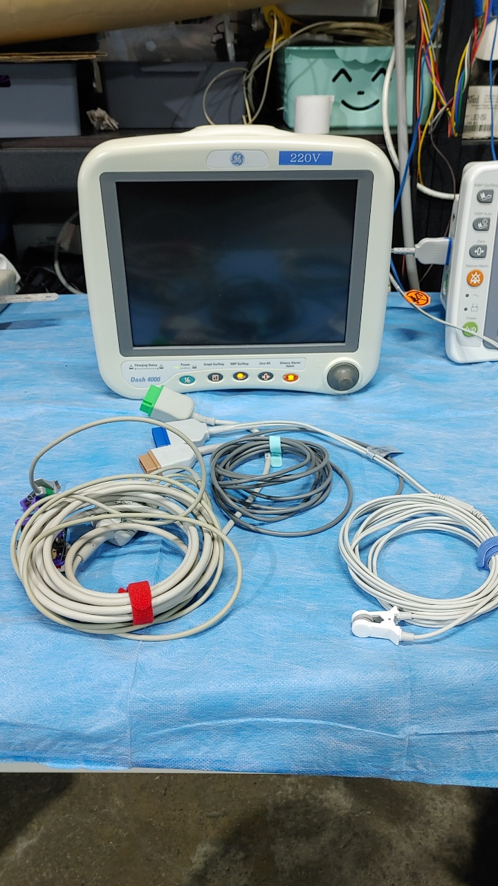 GE Dash 4000 Patient Monitor