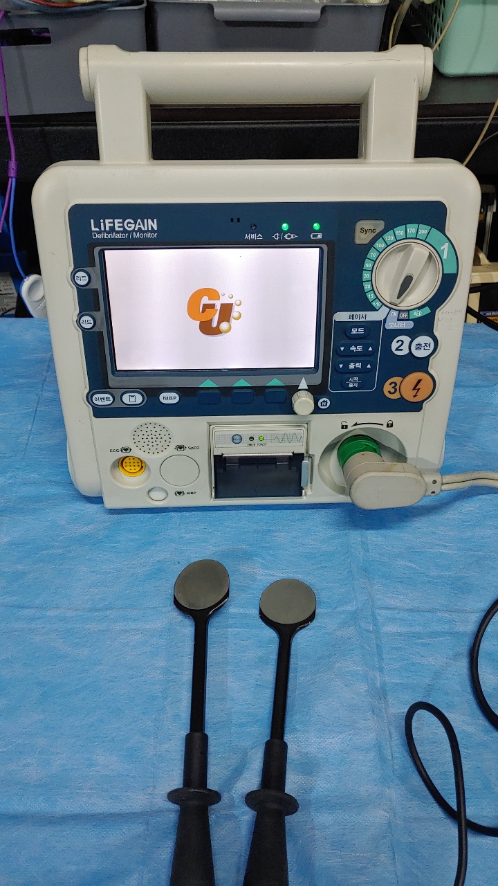 LiFEGAIN CU-HD1  Defibrillator