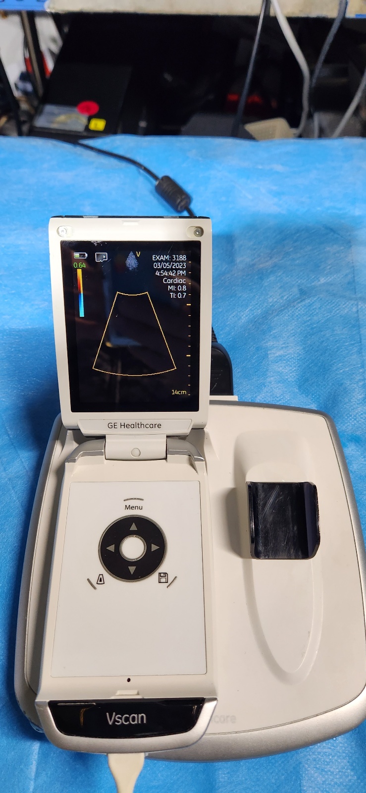 GE Vscan Portable Ultrasound with Probe V-scan with desk charger