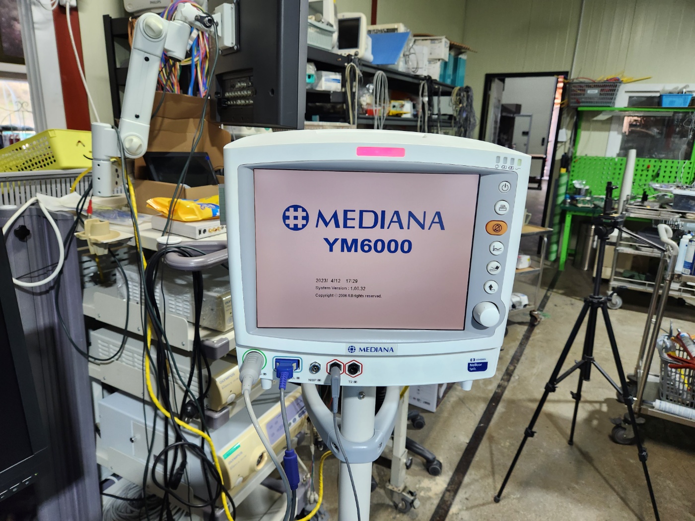 MEDIANA YM6000 patient monitor