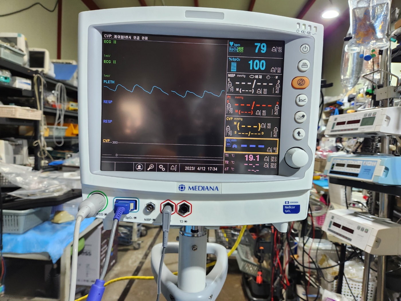 MEDIANA YM6000 patient monitor