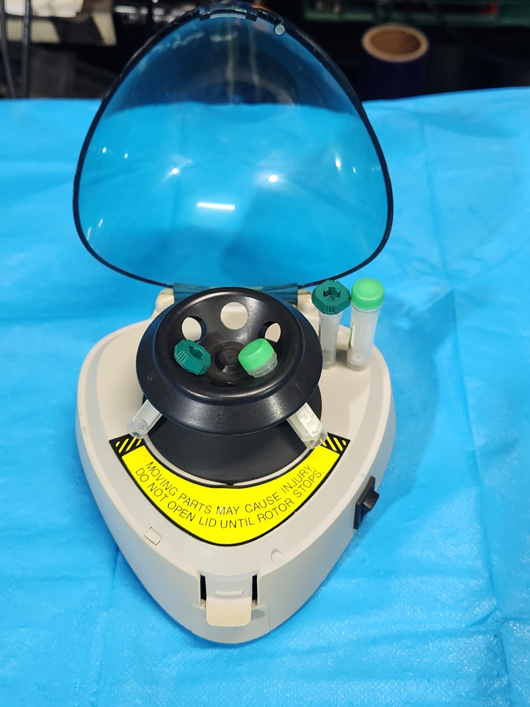 Labnet C1303-T-230V Mini Centrifuge/Slide Spinner