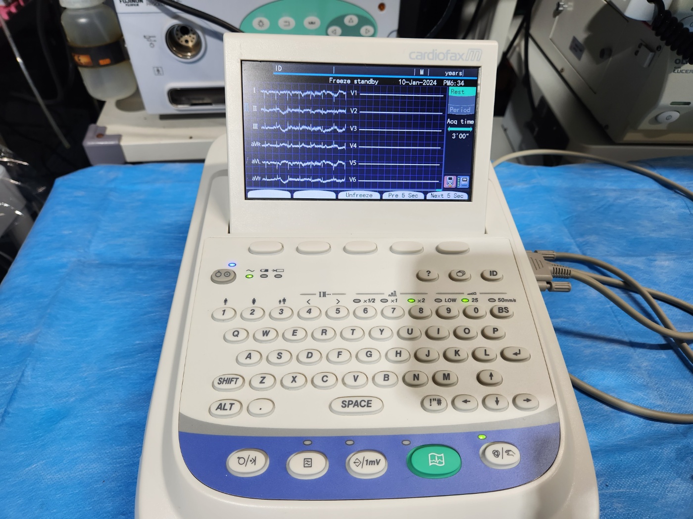 Nihon Kohden ECG-2350