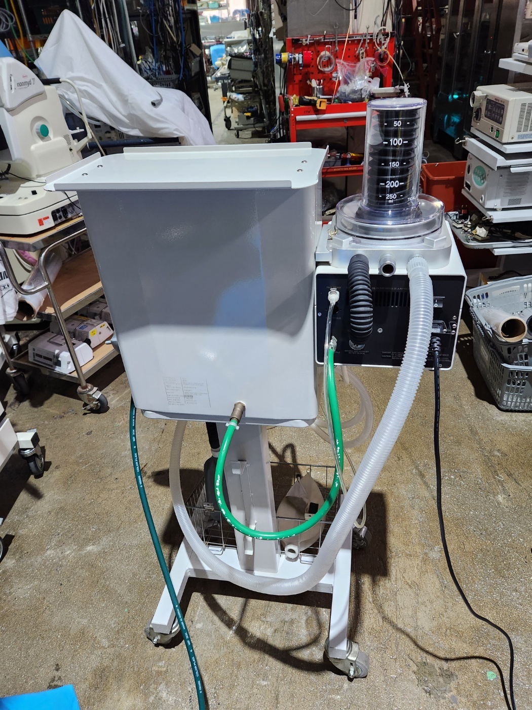 Vetia J&TEC Anesthesia Machine