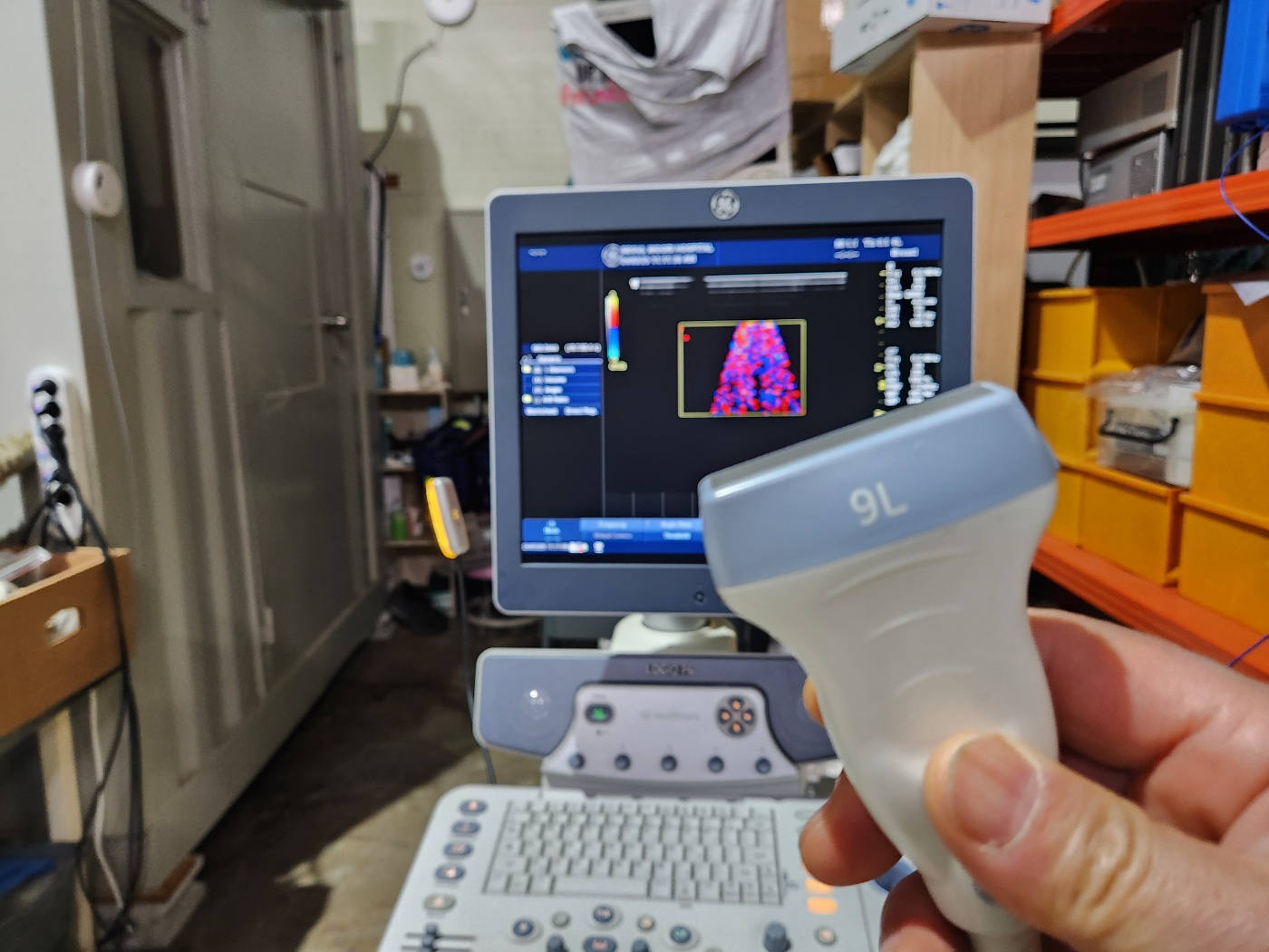 GE LOGIQ P6 Ultrasound System