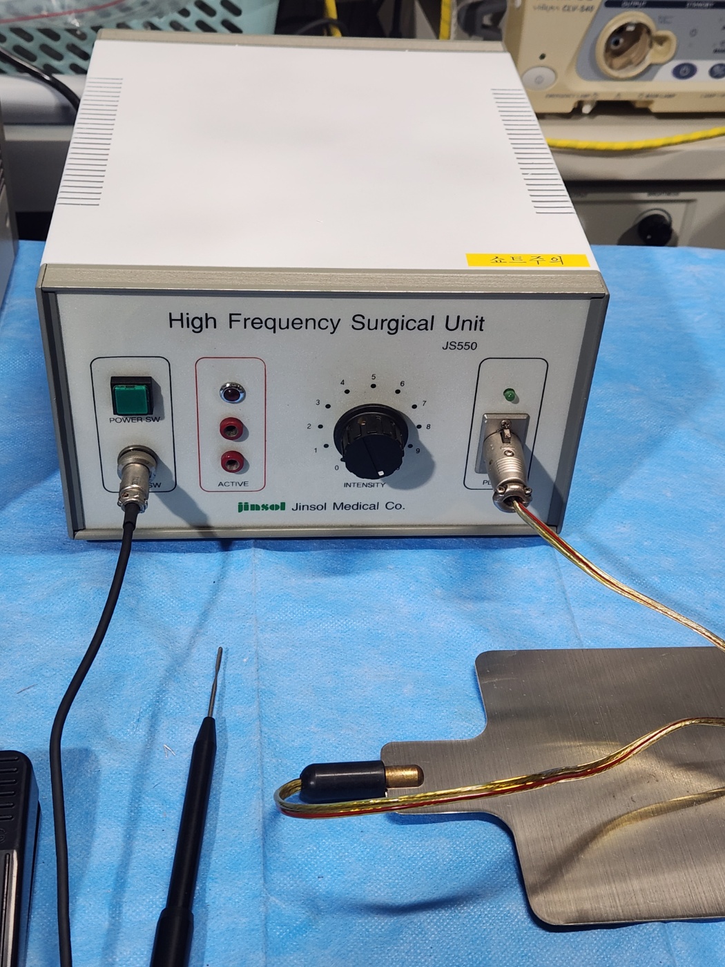 JS550 high frequency surgical unit