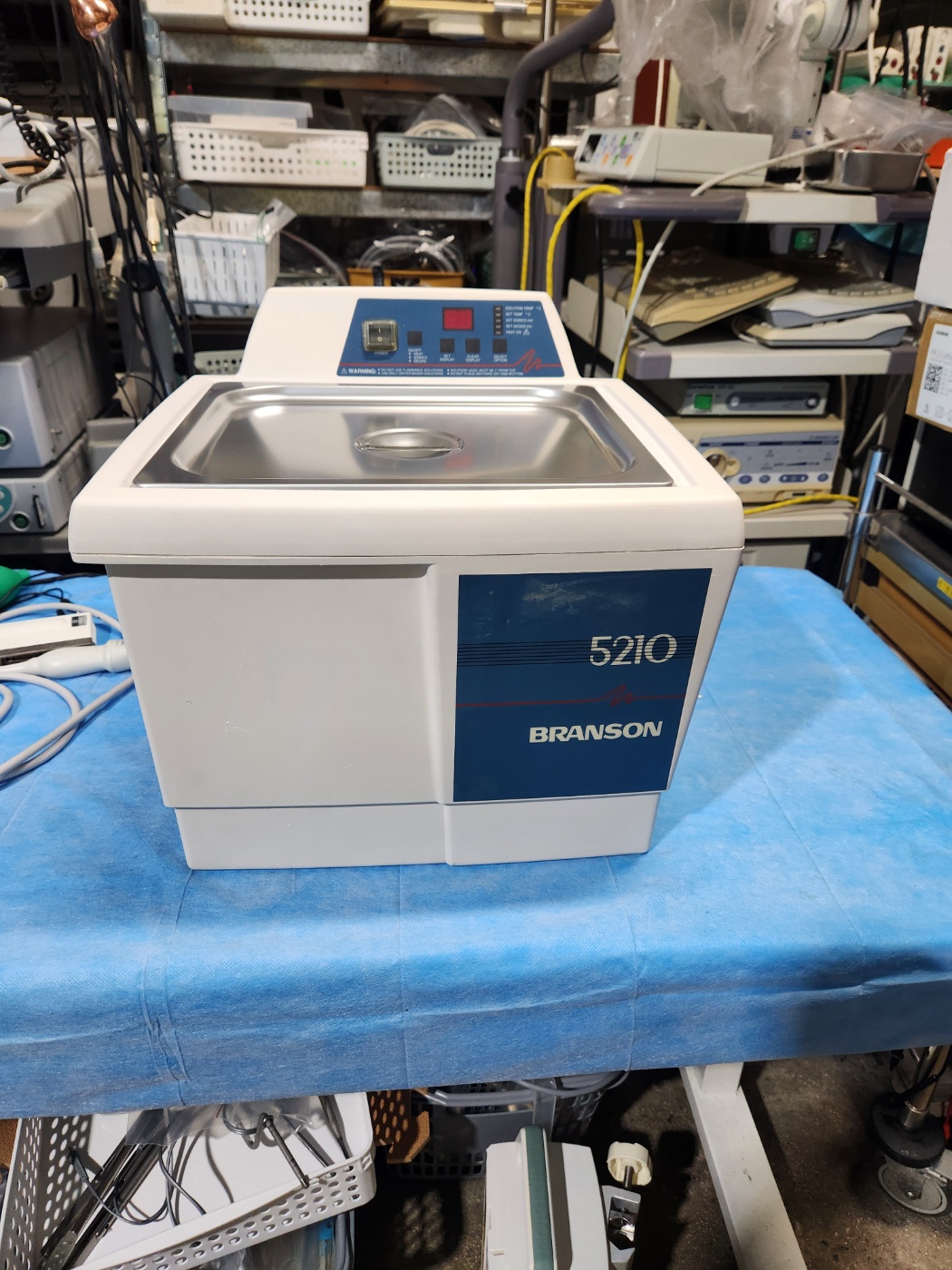Branson 5210 Ultrasonic Cleaner