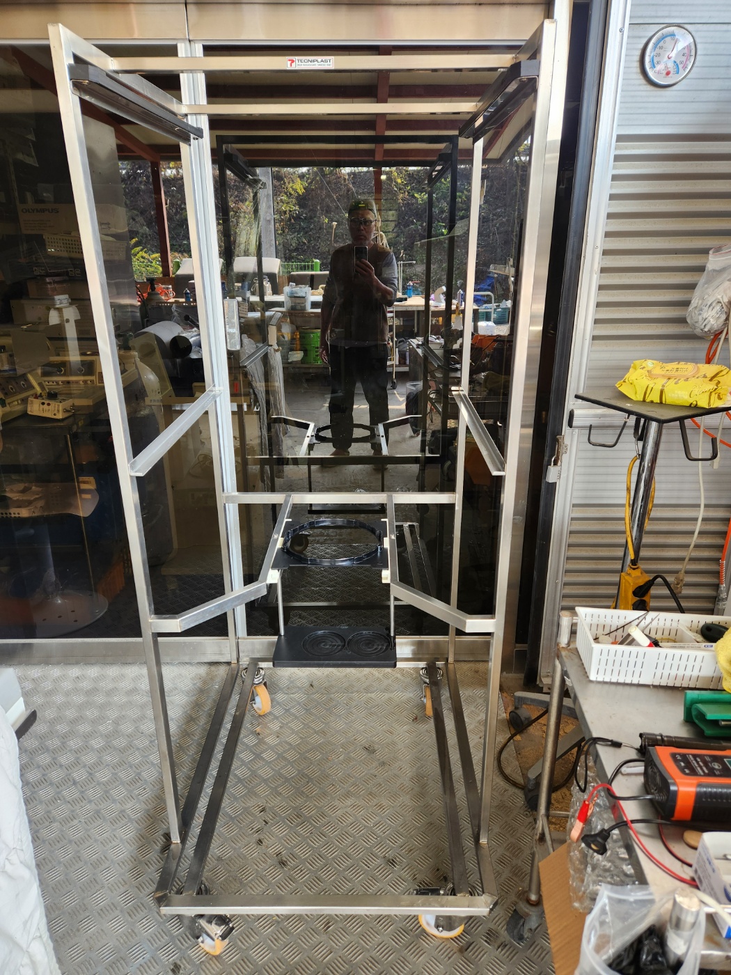 Tecniplast Laboratory Animal Equipment R-SUITE - Rack