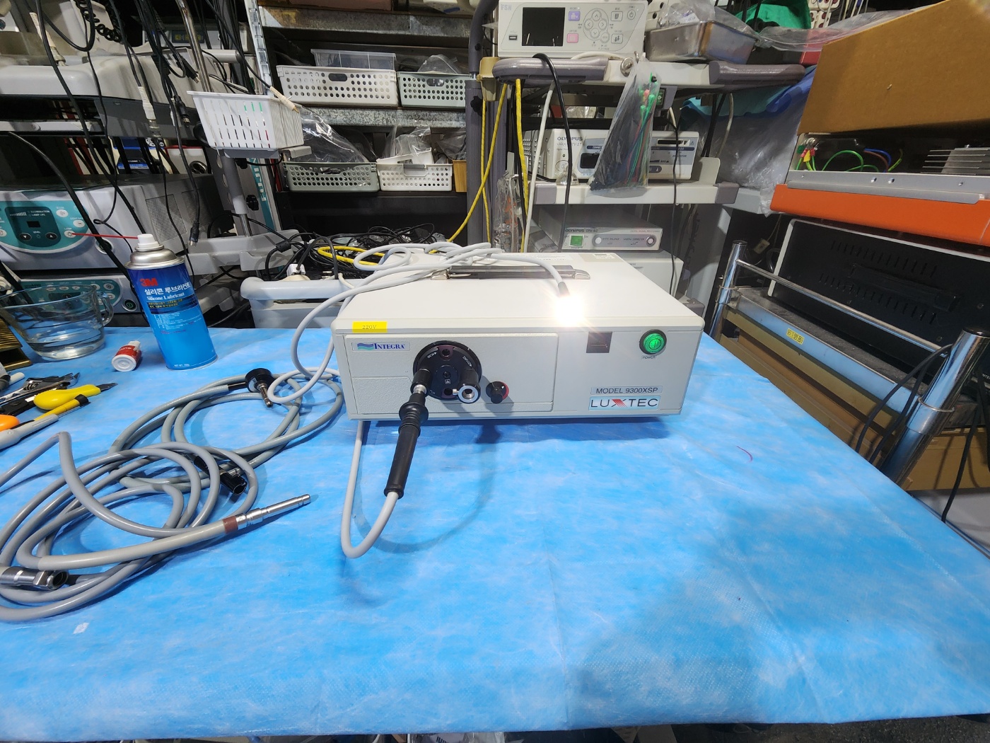 LUXTEC 9300XSP 300W Xenon Light Source