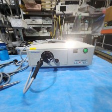 LUXTEC 9300XSP 300W Xenon Light Source