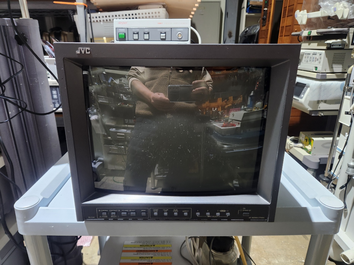 JVC TM-H150CG 15" Pro CRT Monitor