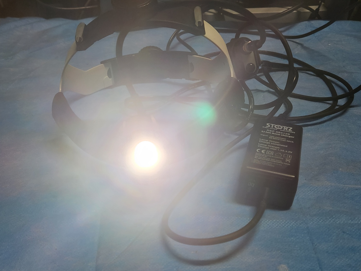 Karl Storz   Surgical LED Head Light