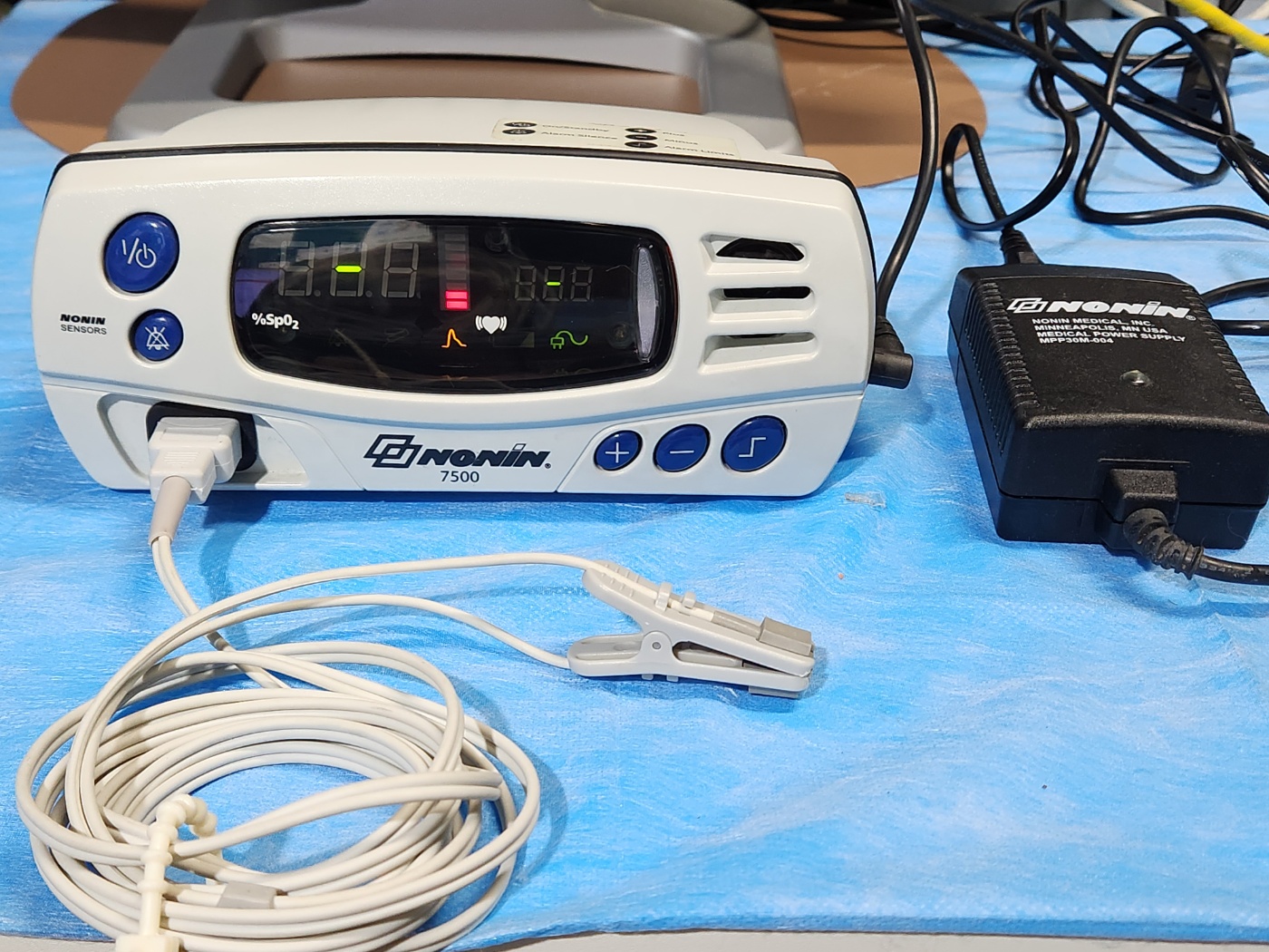 NONIN 7500 노닌산소포화도측정기