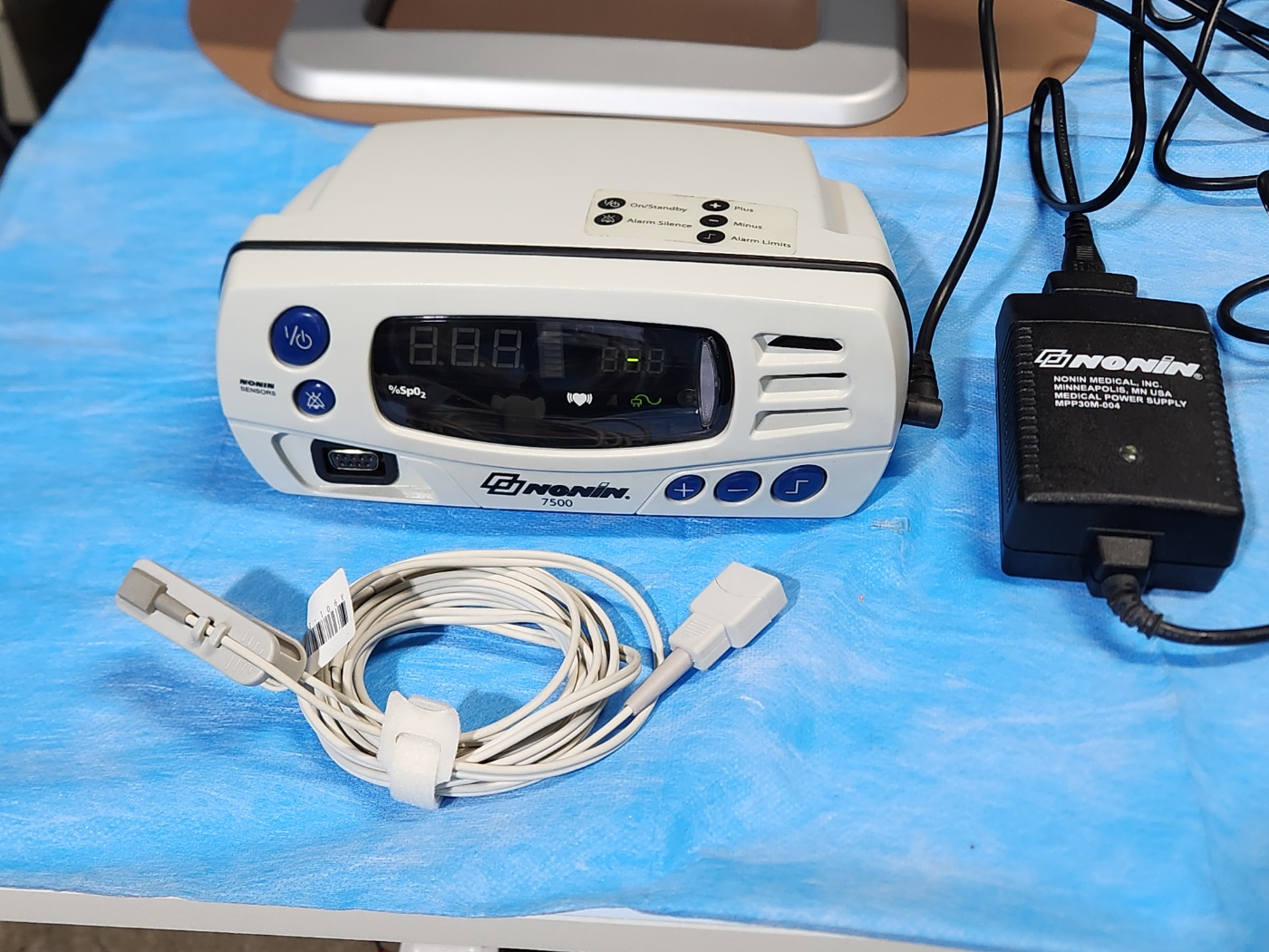 NONIN 7500 노닌산소포화도측정기