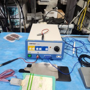 albatross S-600 electrosurgical unit