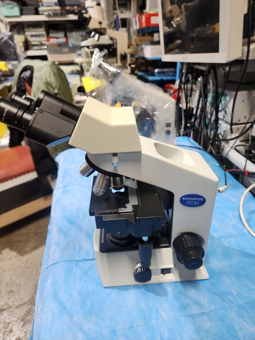 Olympus CX21 Microscope